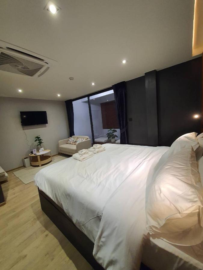 The Nhorm Hotel Ratchada กรุงเทพมหานคร ภายนอก รูปภาพ